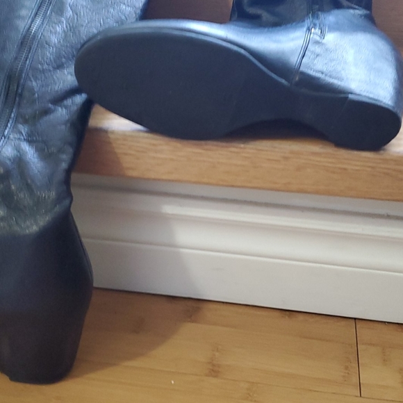 Franco Sarto knee high leather boots - Picture 4 of 6